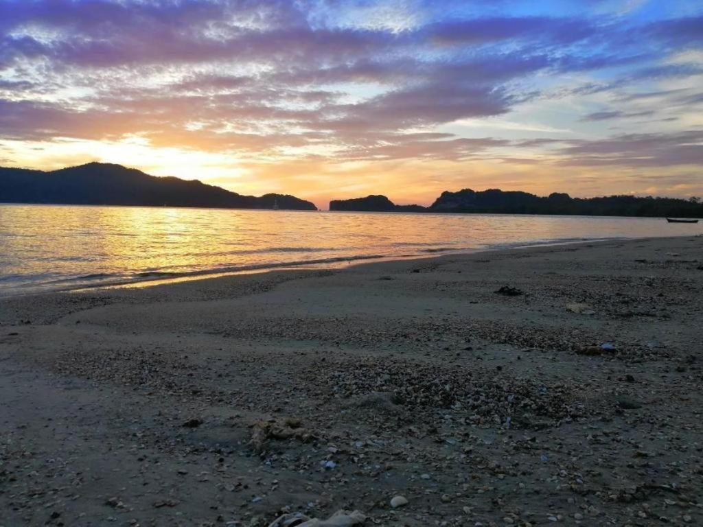 Seesea Resort Szatun Kültér fotó